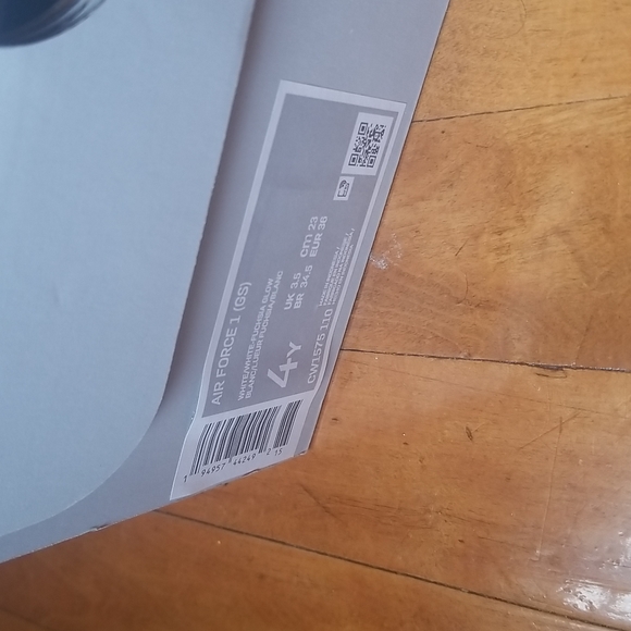 *sold*Brand new Air Force 1 GS 4Y - Picture 3 of 3